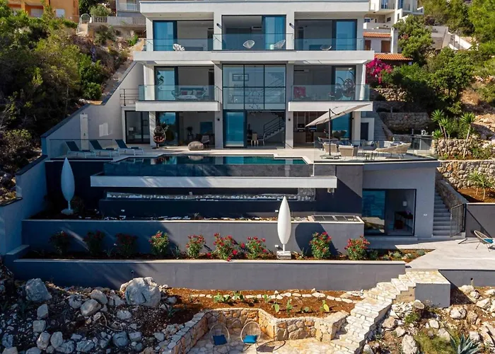 Luxury Seafront Miracul Korcula With Pool Blato (Korcula)