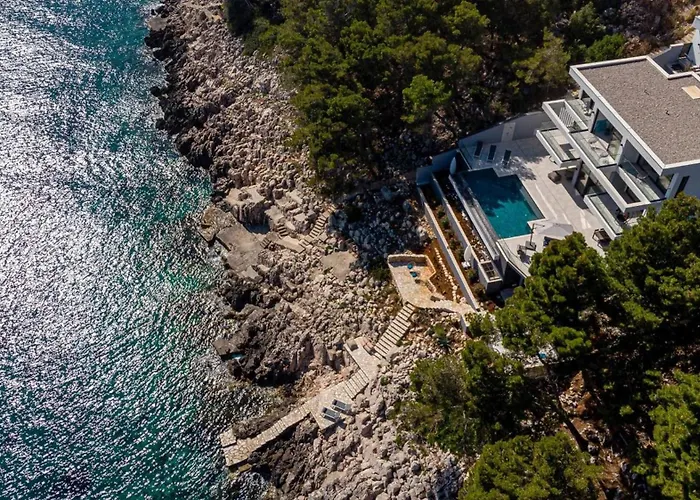 Luxury Seafront Miracul Korcula With Pool *