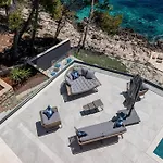Vila Luxury Seafront Miracul Korcula With Pool *
