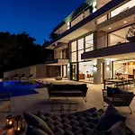 Vila Luxury Seafront Miracul Korcula With Pool *