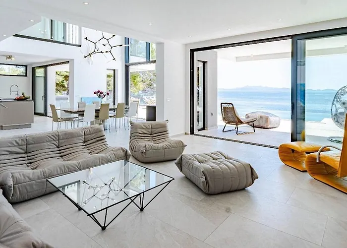 Luxury Seafront Miracul Korcula With Pool