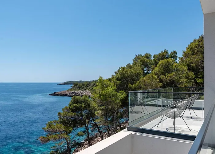 Luxury Seafront Miracul Korcula With Pool *
